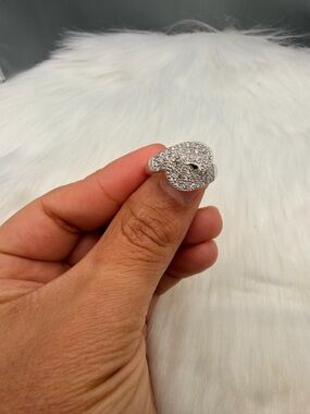 10k White Gold .50 Ctw Diamond Ring Size 8.
